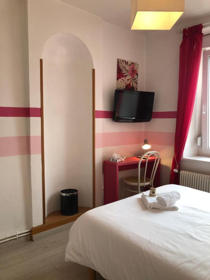 Enzo Hotels Neufchateau By Kyriad Direct Bagian luar foto