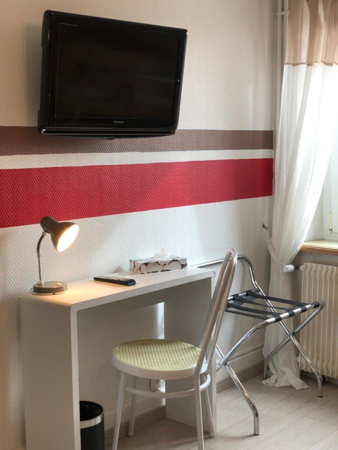 Enzo Hotels Neufchateau By Kyriad Direct Bagian luar foto