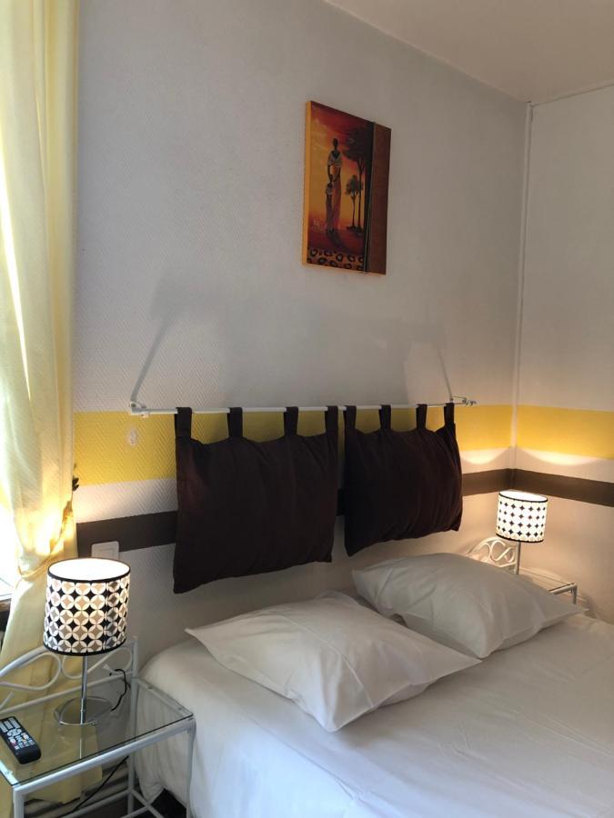 Enzo Hotels Neufchateau By Kyriad Direct Bagian luar foto